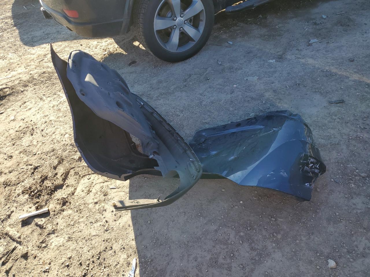2018 Toyota Avalon VIN 4T1BK1EB6JU285005 Copart auction photo, rear end / minor dent/scratches damage thumbnail 12