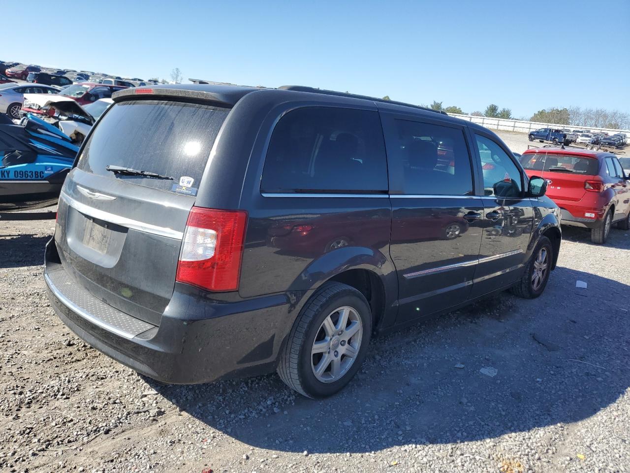 2012 Chrysler Town & Country VIN 2C4RC1BG8CR126275 Copart auction photo, front end / side damage thumbnail 3
