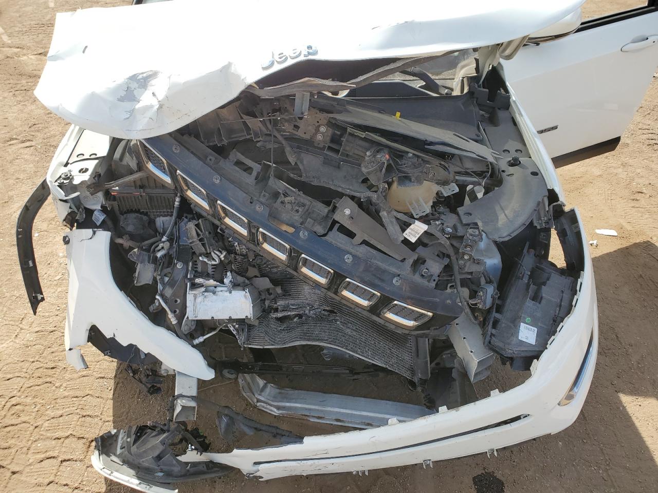 2018 Jeep Compass VIN 3C4NJDCB6JT272760 Copart auction photo, front end / side damage thumbnail 12