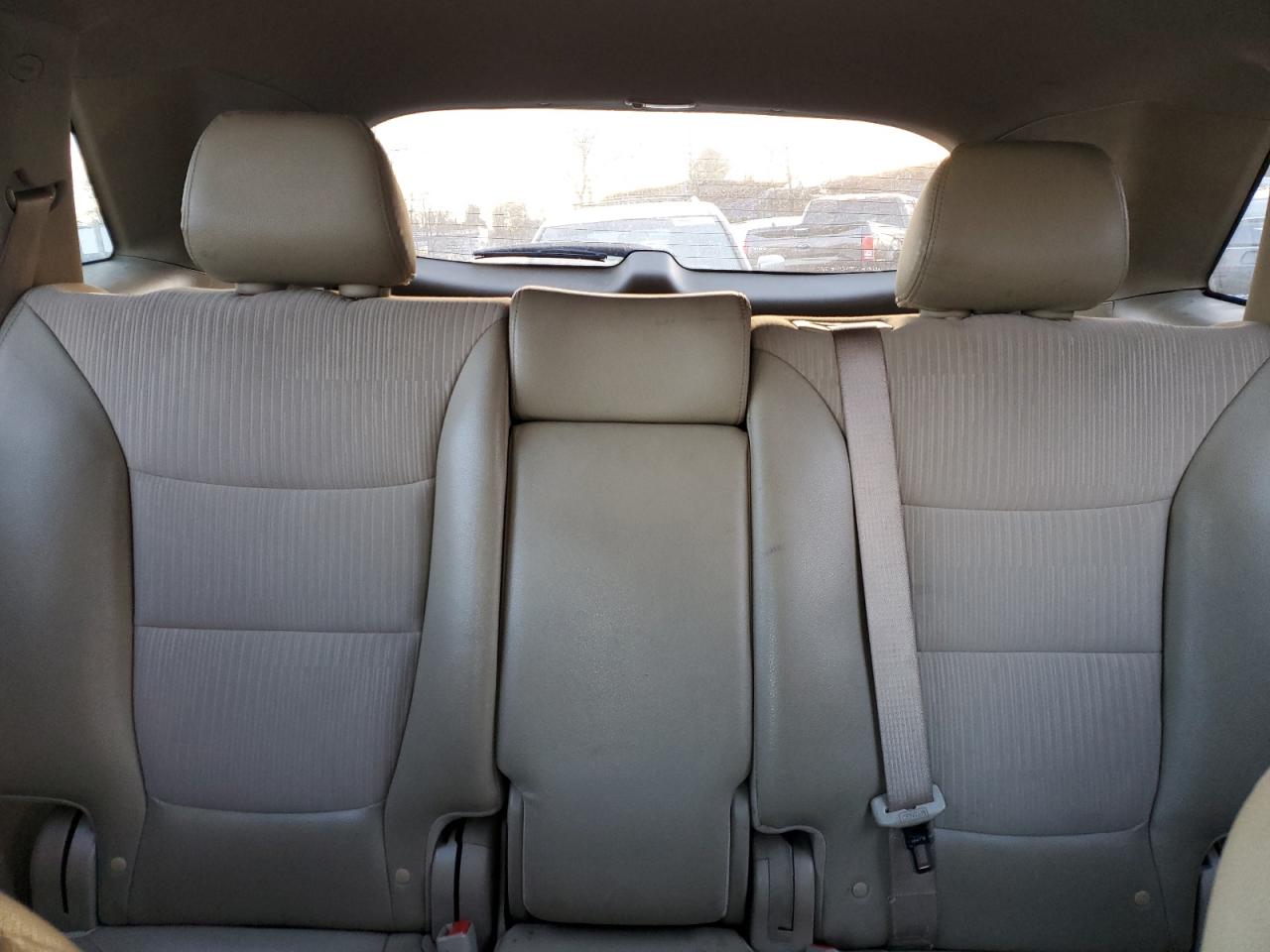2011 KIA Sorento VIN 5XYKUCA17BG002783 Copart auction photo, front end / side damage thumbnail 10