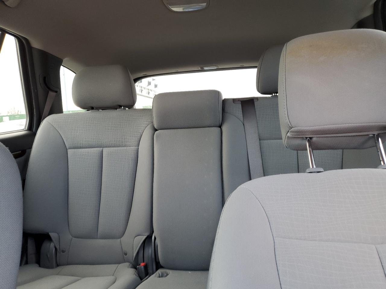 2010 Hyundai Santa Fe VIN 5NMSG3AB4AH392911 Copart auction photo, rear end damage thumbnail 10