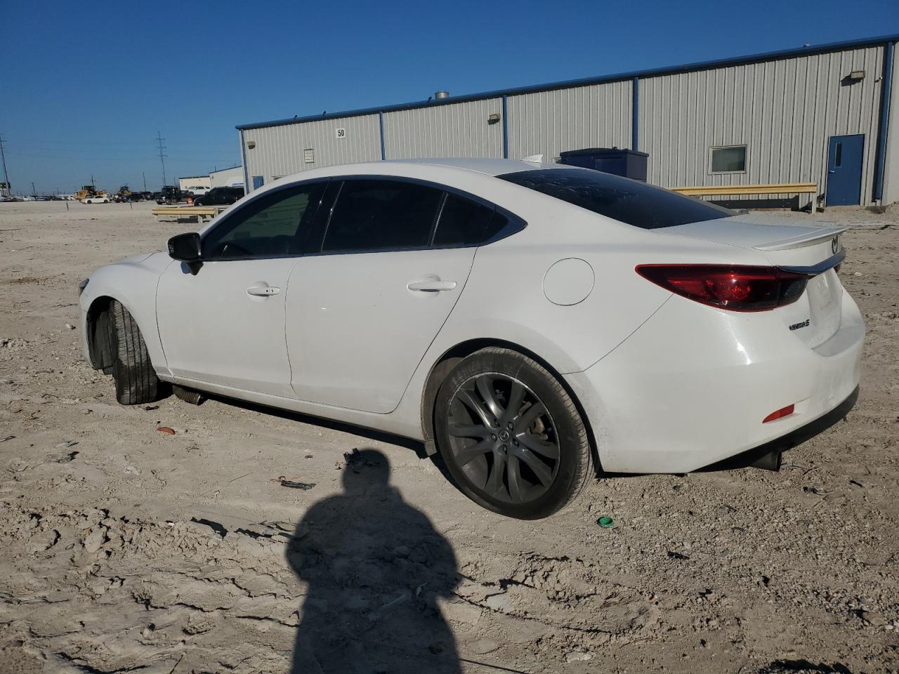 2016 Mazda 6 VIN JM1GJ1W54G1469018 Copart auction photo, front end / minor dent/scratches damage thumbnail 2