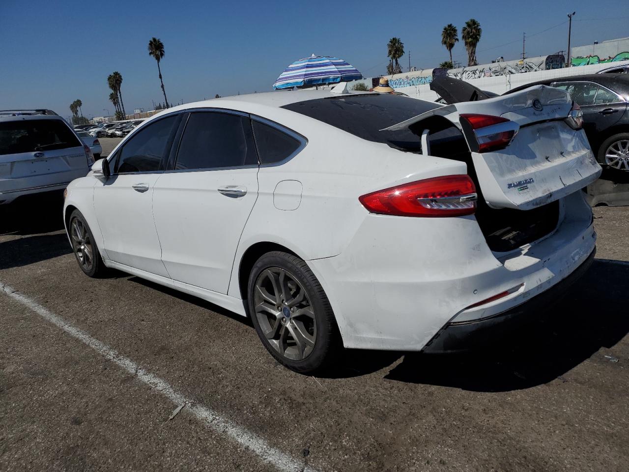 2019 Ford Fusion VIN 3FA6P0CDXKR141204 Copart auction photo, rear end / minor dent/scratches damage thumbnail 2