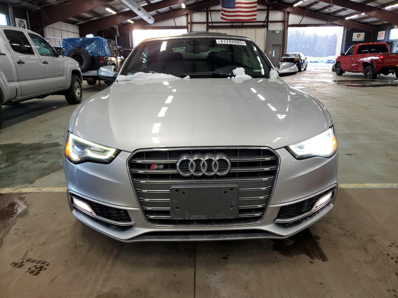 2013 Audi RS5 VIN WAUVGAFH7DN001026 Copart auction photo, rear end / minor dent/scratches damage thumbnail 5