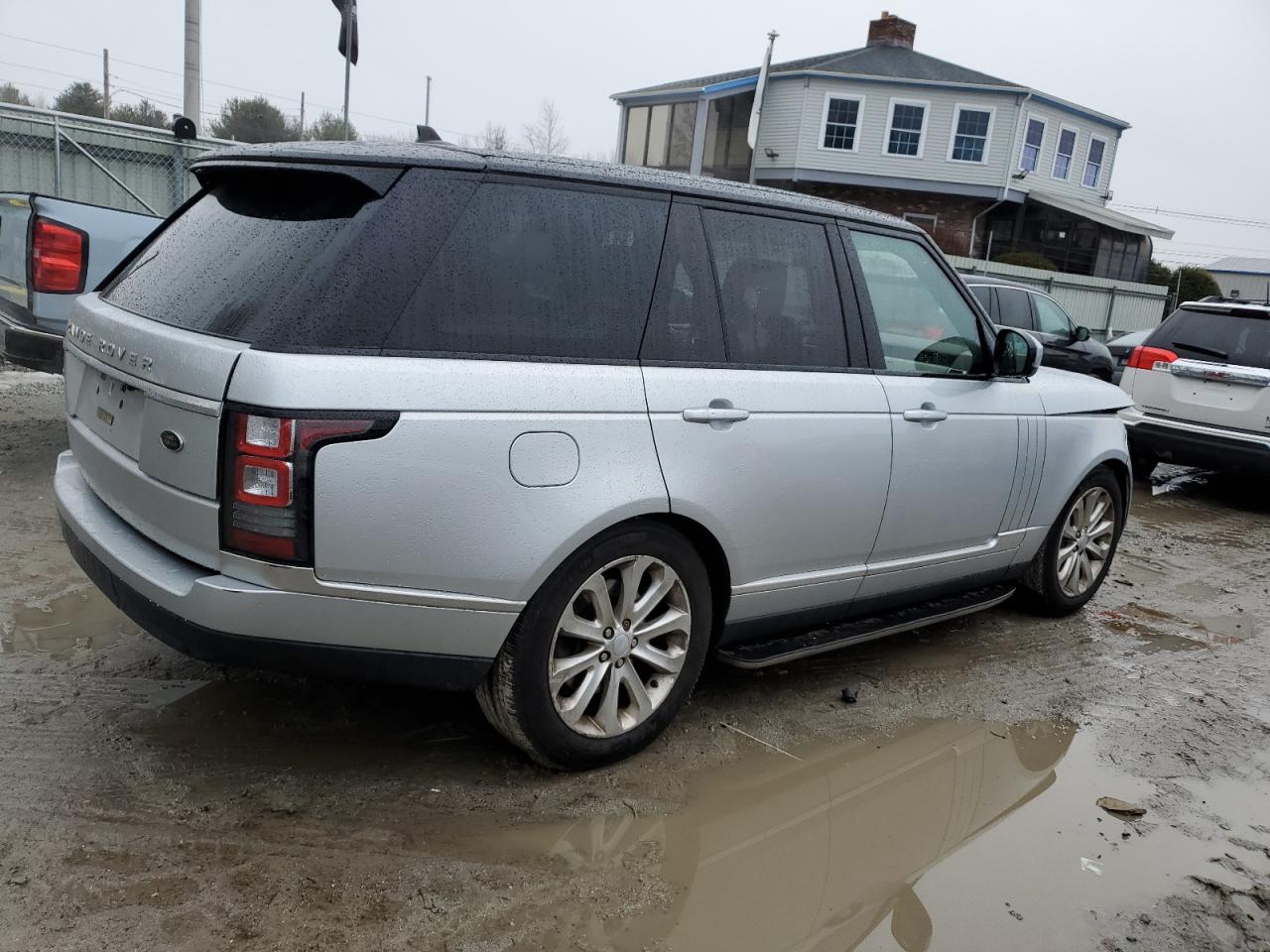 2016 Land Rover Range Rover VIN SALGS2PF0GA318065 Copart auction photo, front end damage thumbnail 3