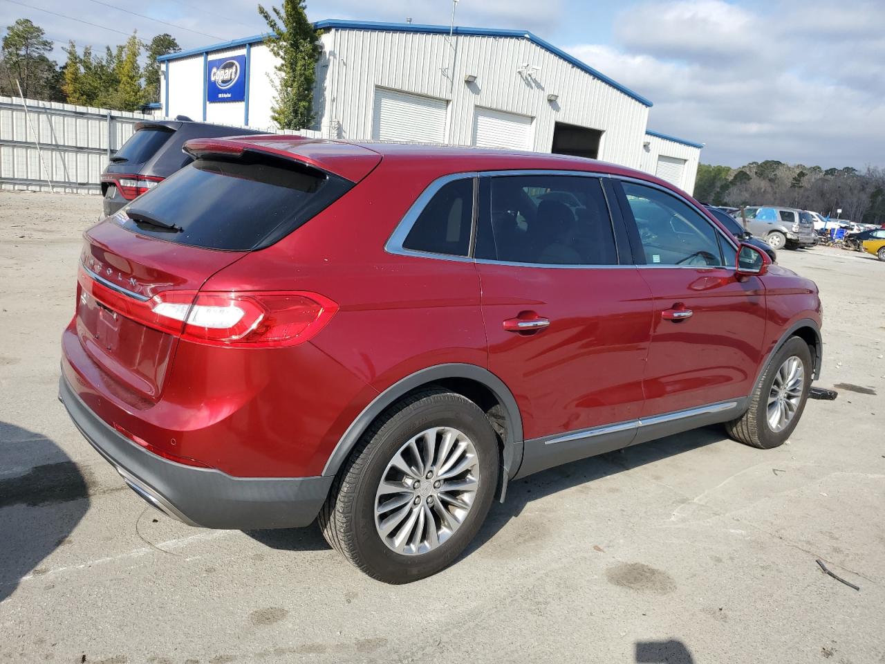 2017 Lincoln MKX VIN 2LMPJ6KR0HBL30810 Copart auction photo, front end damage thumbnail 3