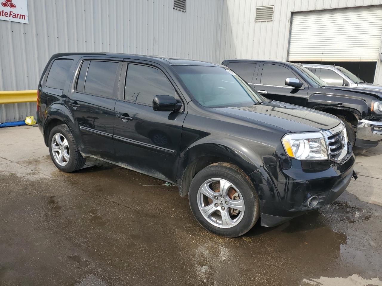 2015 Honda Pilot VIN 5FNYF3H57FB012028 Copart auction photo, front end / side damage thumbnail 4