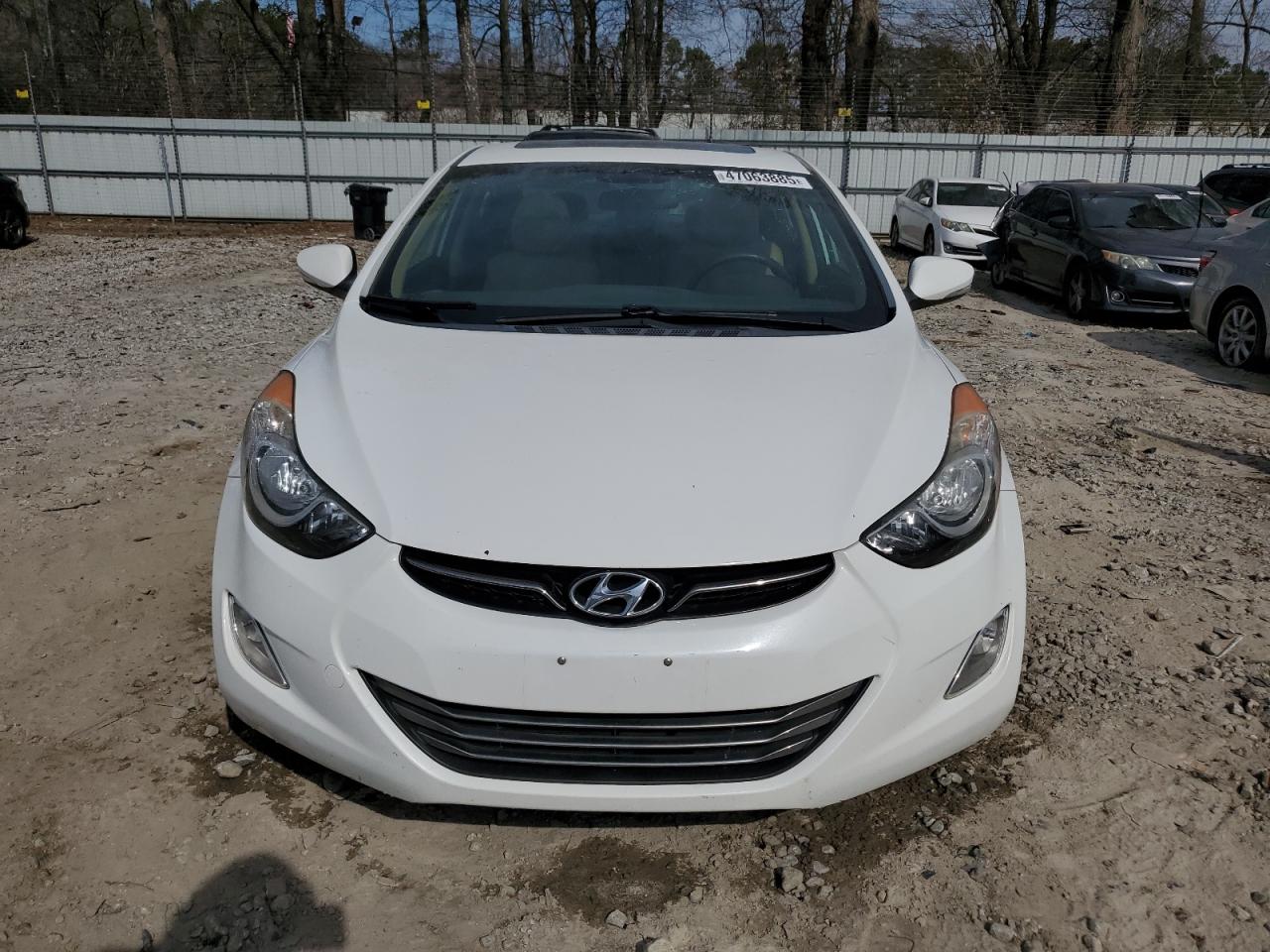2011 Hyundai Elantra VIN 5NPDH4AE1BH011901 Copart auction photo, side / rear end damage thumbnail 5
