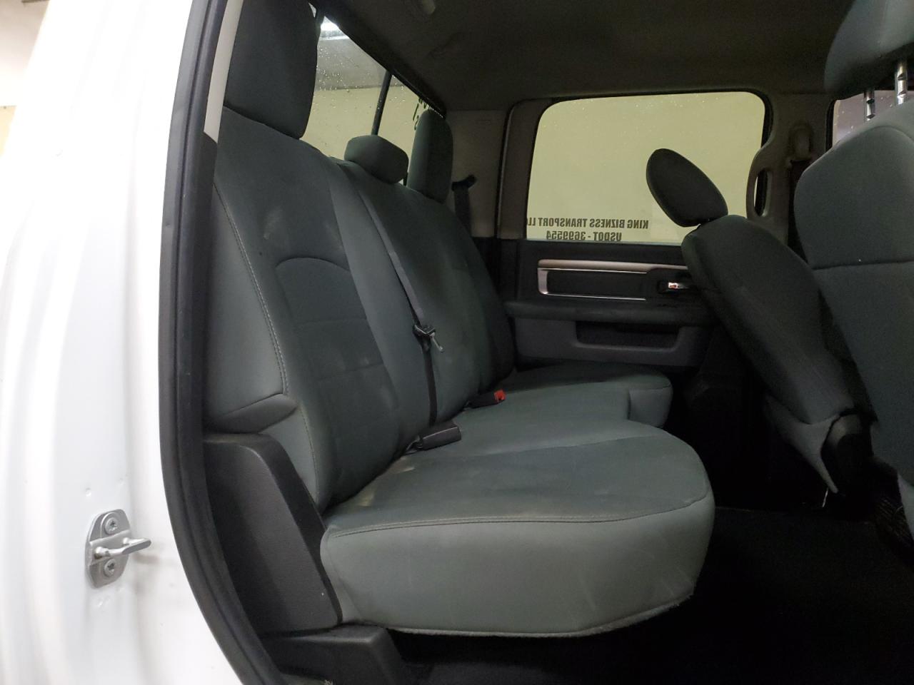 2018 RAM 2500 VIN 3C6UR5DL4JG277666 Copart auction photo, minor dent/scratches damage thumbnail 10