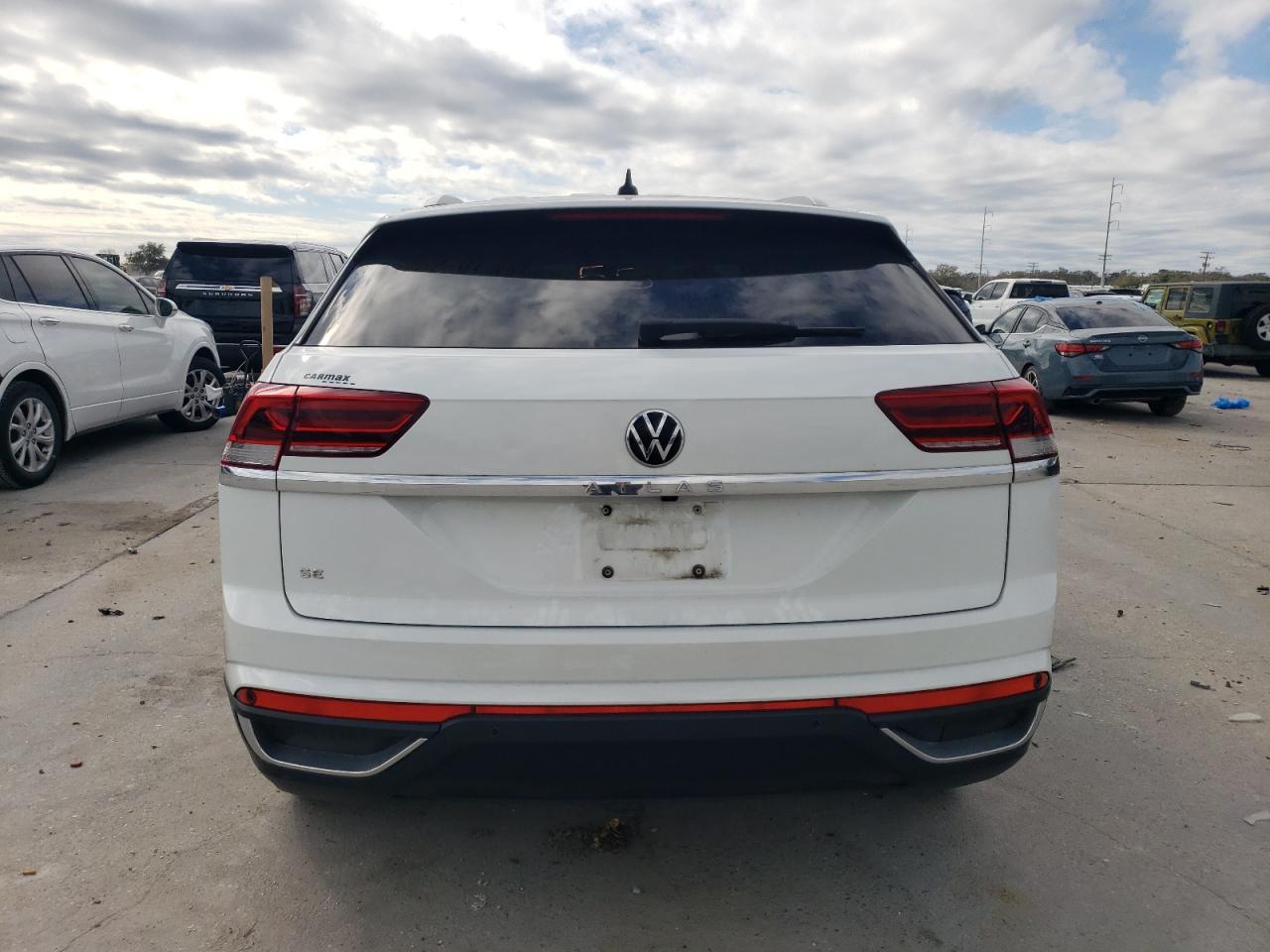 2021 Volkswagen Atlas VIN 1V2WC2CAXMC233744 Copart auction photo, front end / side damage thumbnail 6