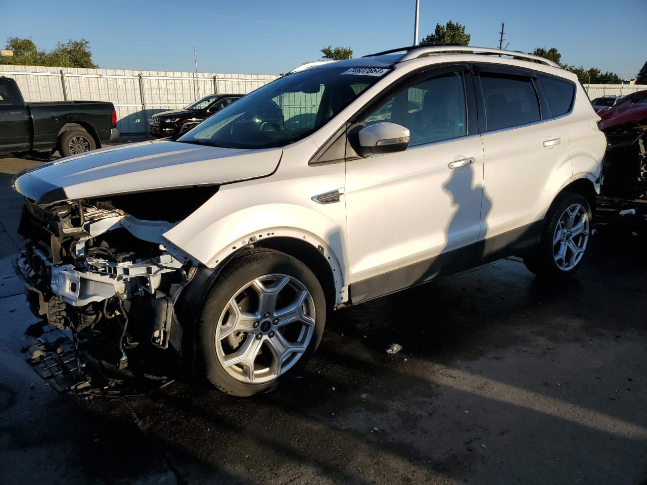 2017 Ford Escape VIN 1FMCU9J99HUA15406