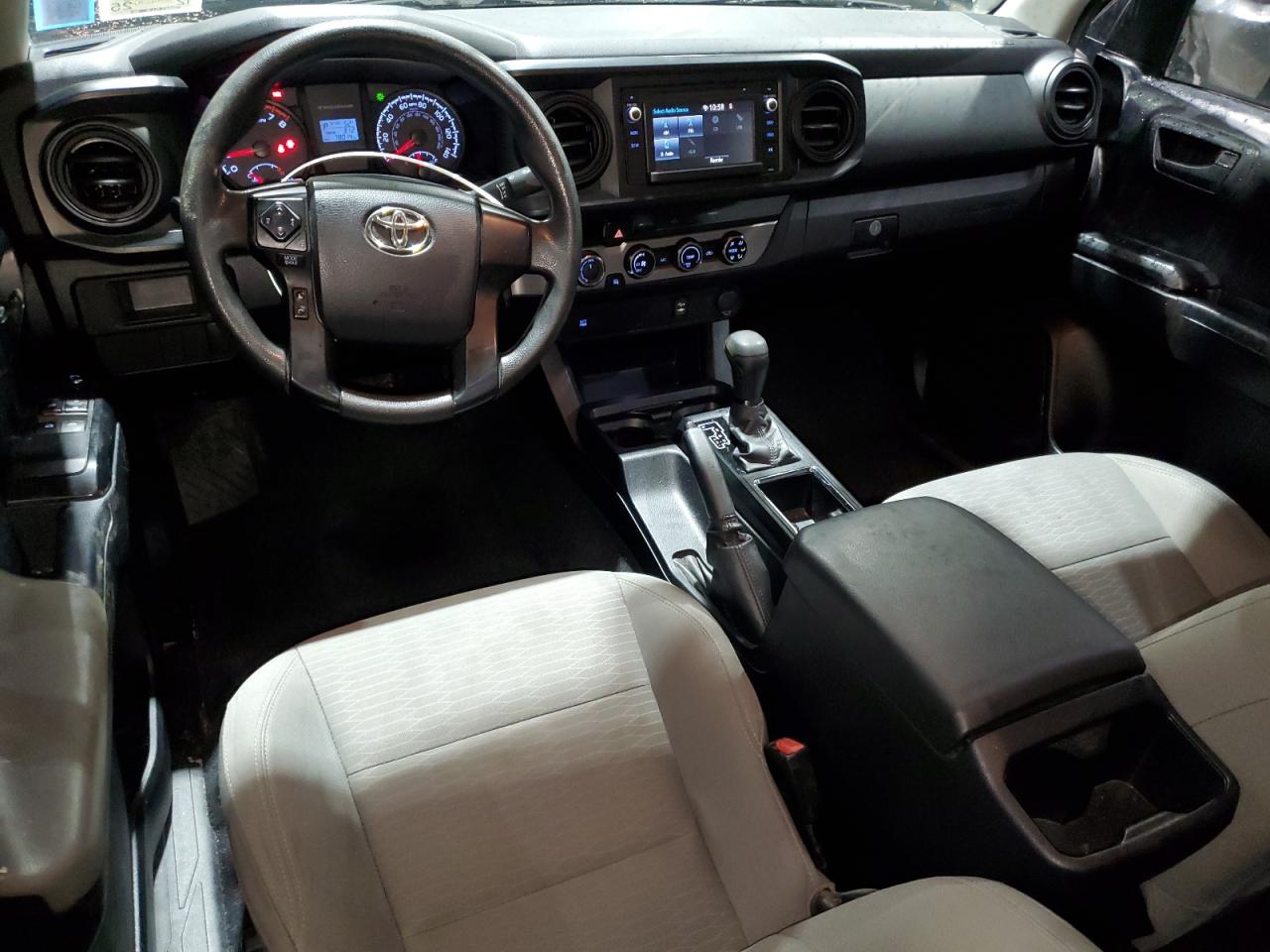 2016 Toyota Tacoma VIN 5TFSX5EN0GX046693 Copart auction photo, side / front end damage thumbnail 8