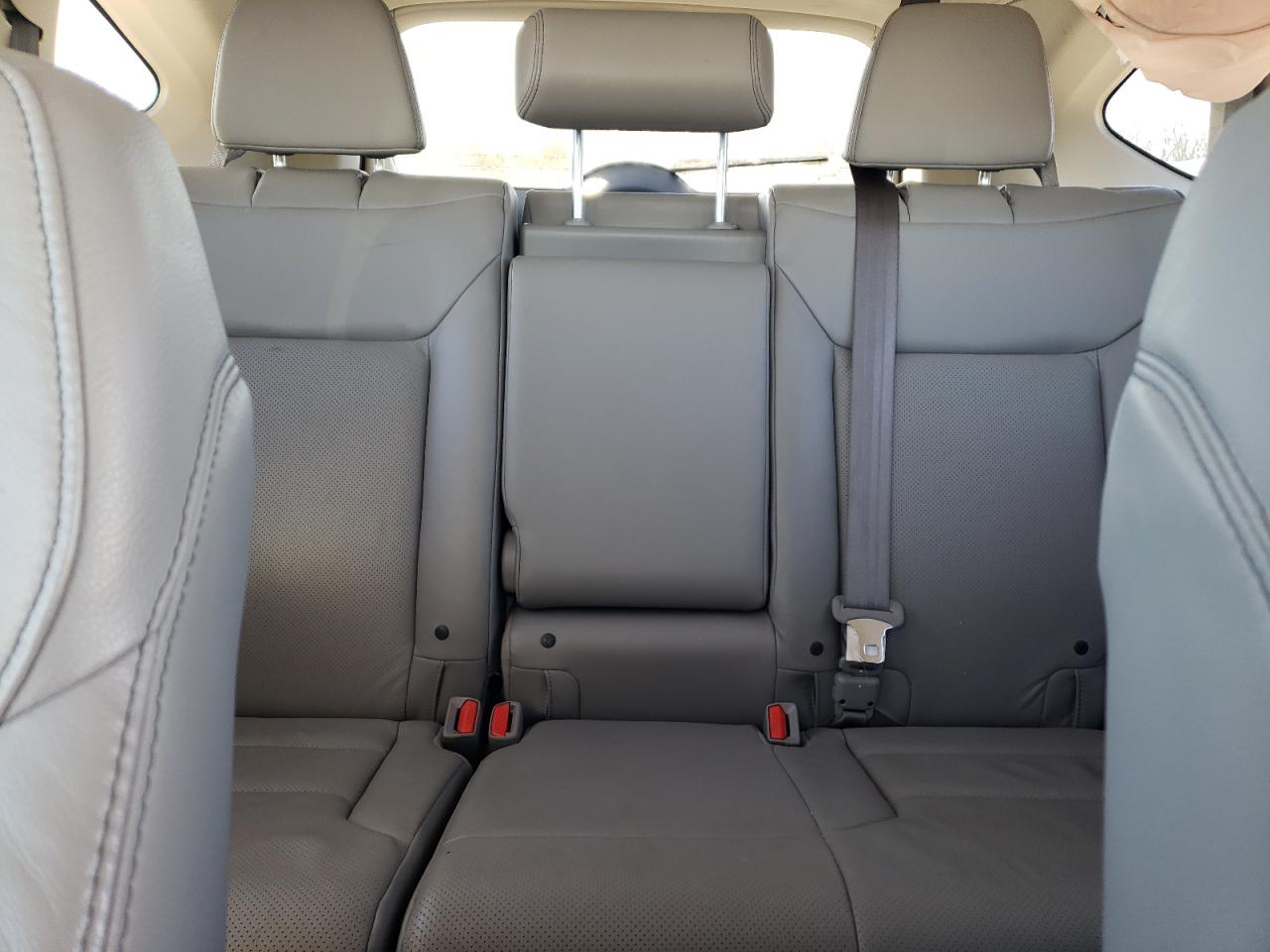 2016 Honda CR-V VIN 2HKRM4H75GH653361 Copart auction photo, front end / minor dent/scratches damage thumbnail 10