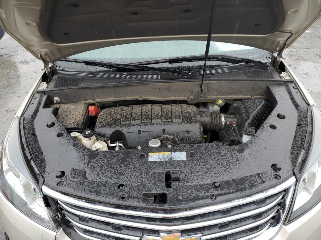 2016 Chevrolet Traverse VIN 1GNKRGKD3GJ136643 Copart auction photo, rear end / front end damage thumbnail 12