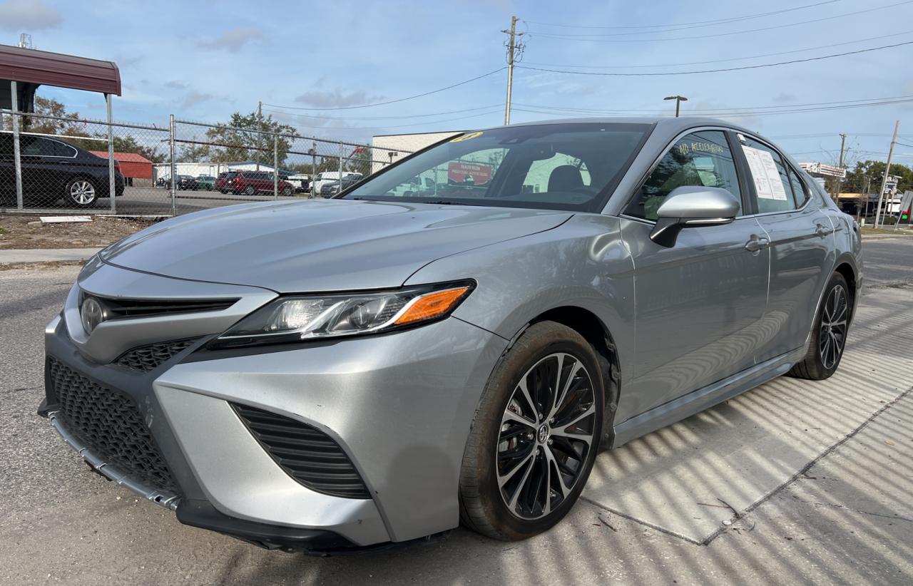 2018 Toyota Camry VIN 4T1B11HK5JU062422 Copart auction photo, mechanical / normal wear damage thumbnail 2
