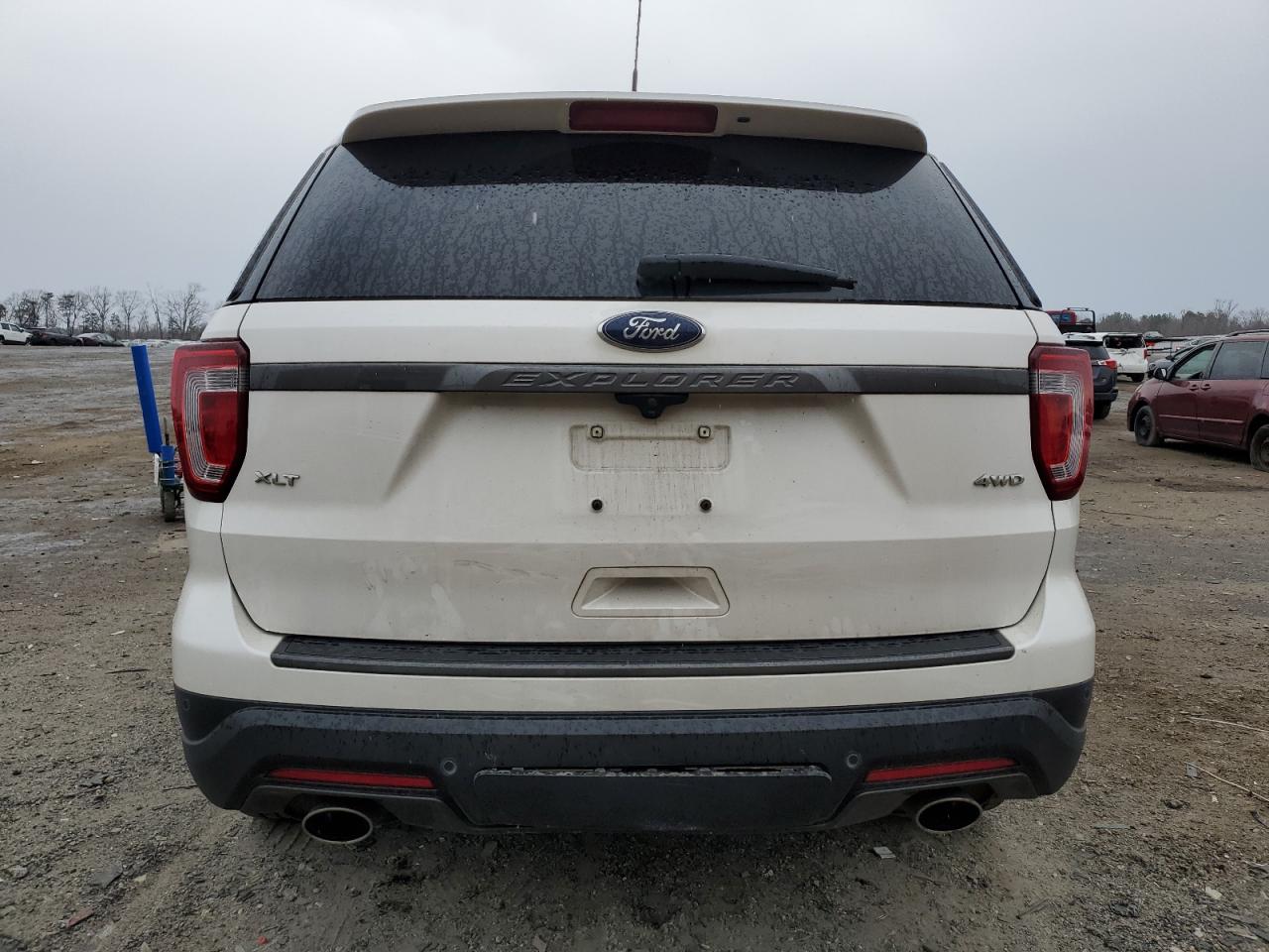 2018 Ford Explorer VIN 1FM5K8D81JGC81924 Copart auction photo, front end damage thumbnail 6