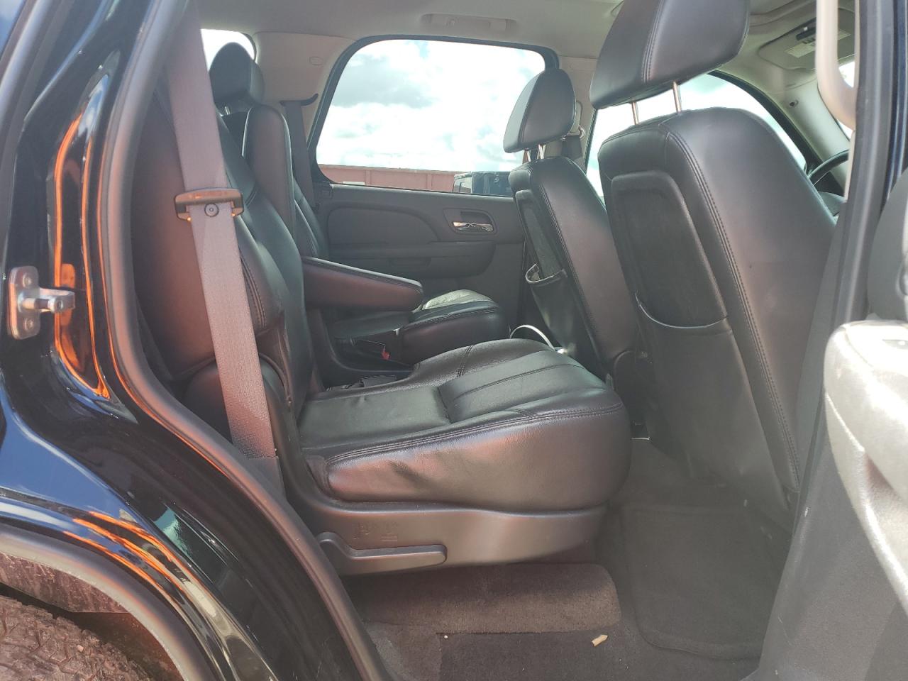 2008 Chevrolet Tahoe VIN 1GNFK13078R119507 Copart auction photo, water/flood damage thumbnail 11