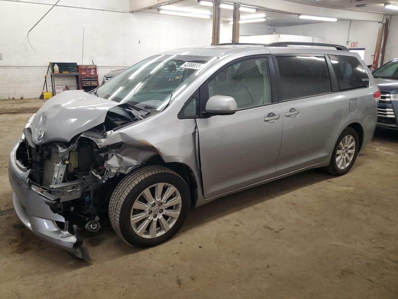 2014 Toyota Sienna VIN 5TDDK3DC1ES092676