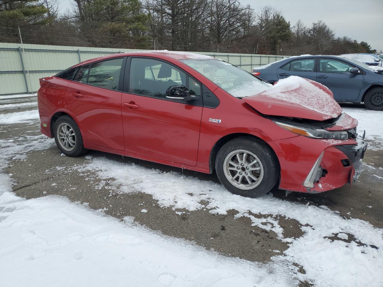 2021 Toyota Prius VIN JTDKAMFP0M3193143 Copart auction photo, front end / minor dent/scratches damage thumbnail 4