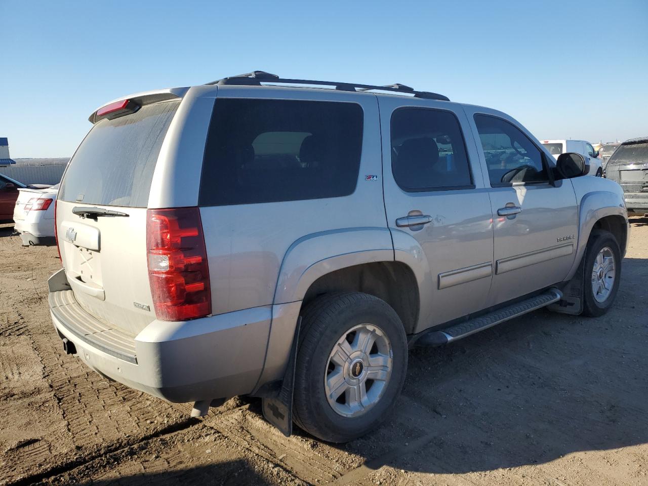2009 Chevrolet Tahoe VIN 1GNFK23049R285135 Copart auction photo, mechanical / minor dent/scratches damage thumbnail 3