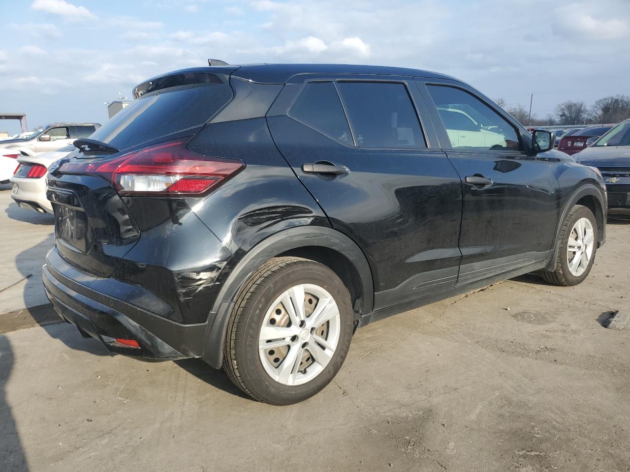 2021 Nissan Kicks VIN 3N1CP5BV6ML516177 Copart auction photo, rear end damage thumbnail 3