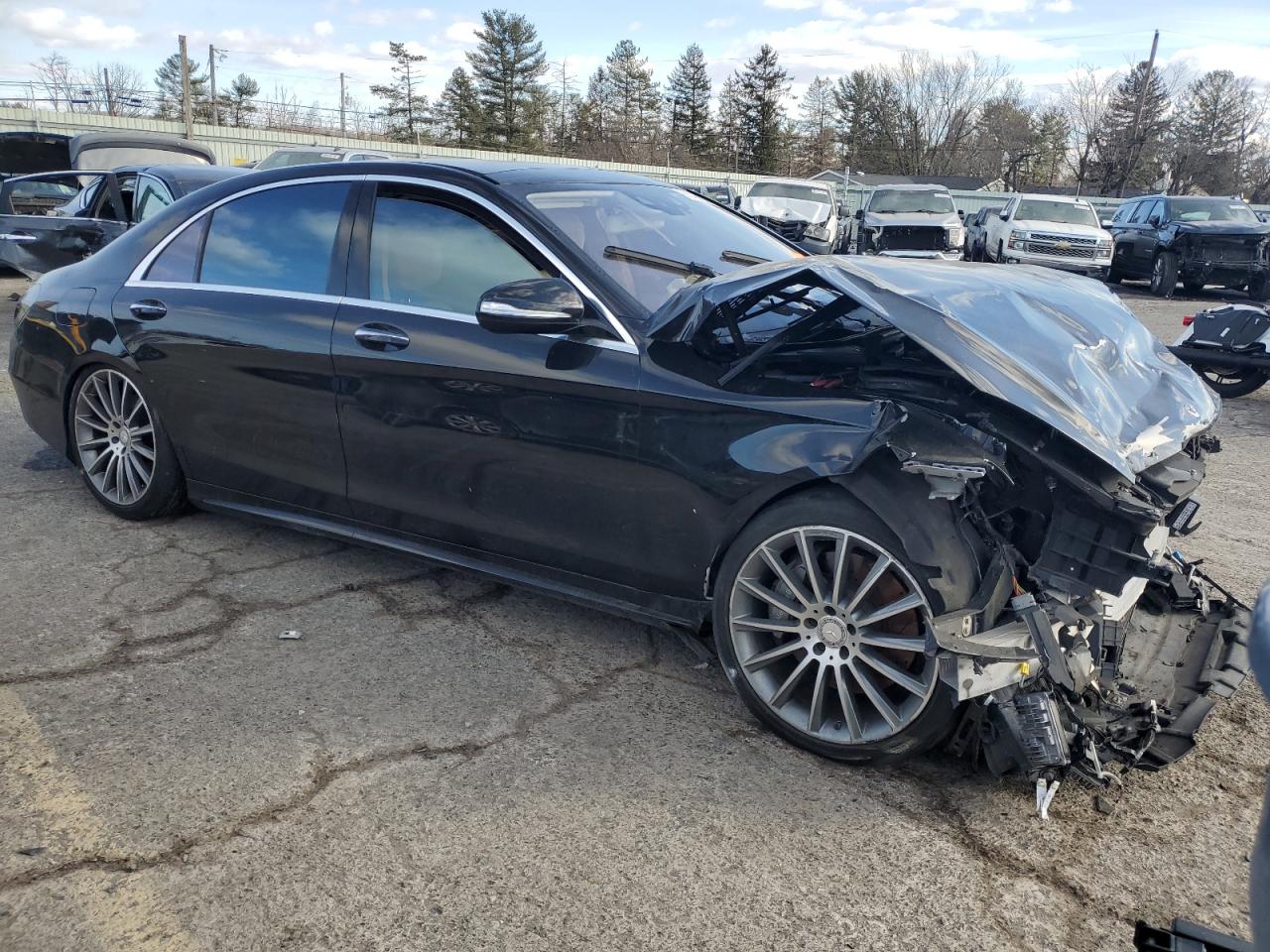 2015 Mercedes-Benz S-klasse VIN WDDUG8CB9FA147743 Copart auction photo, front end / side damage thumbnail 4