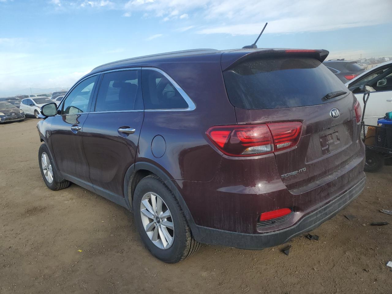 2020 KIA Sorento VIN 5XYPG4A32LG650912 Copart auction photo, front end damage thumbnail 2