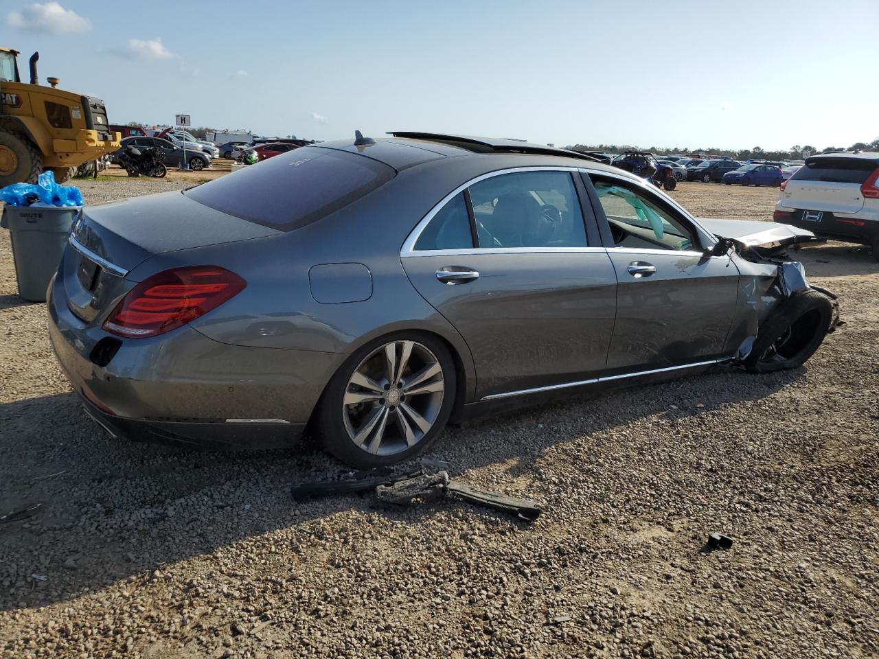 2017 Mercedes-Benz S-klasse VIN WDDUG6DB2HA294721 Copart auction photo, all over damage thumbnail 3