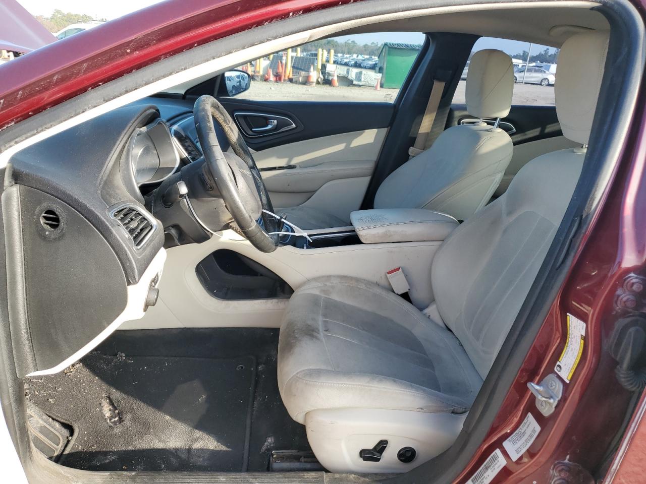2015 Chrysler 200 VIN 1C3CCCAB4FN600719 Copart auction photo, minor dent/scratches damage thumbnail 8