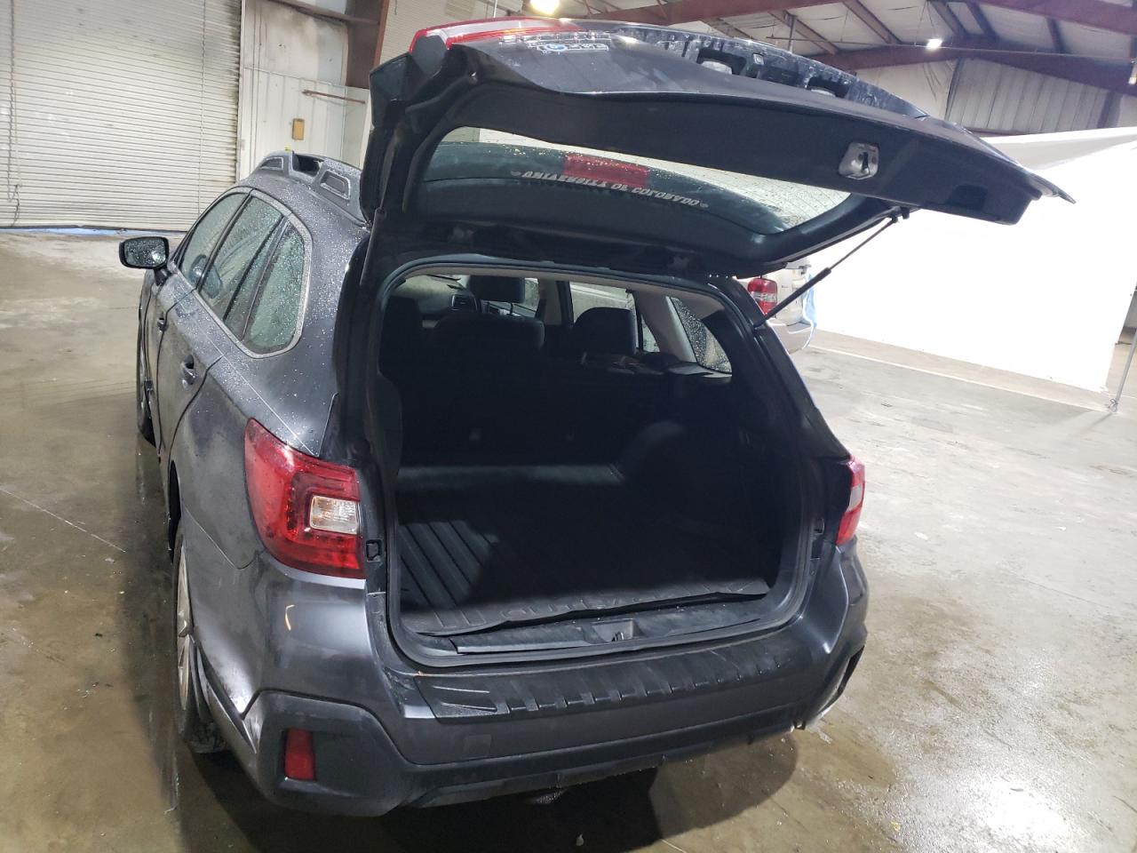 2018 Subaru Outback VIN 4S4BSAAC8J3259641 Copart auction photo, side damage thumbnail 6