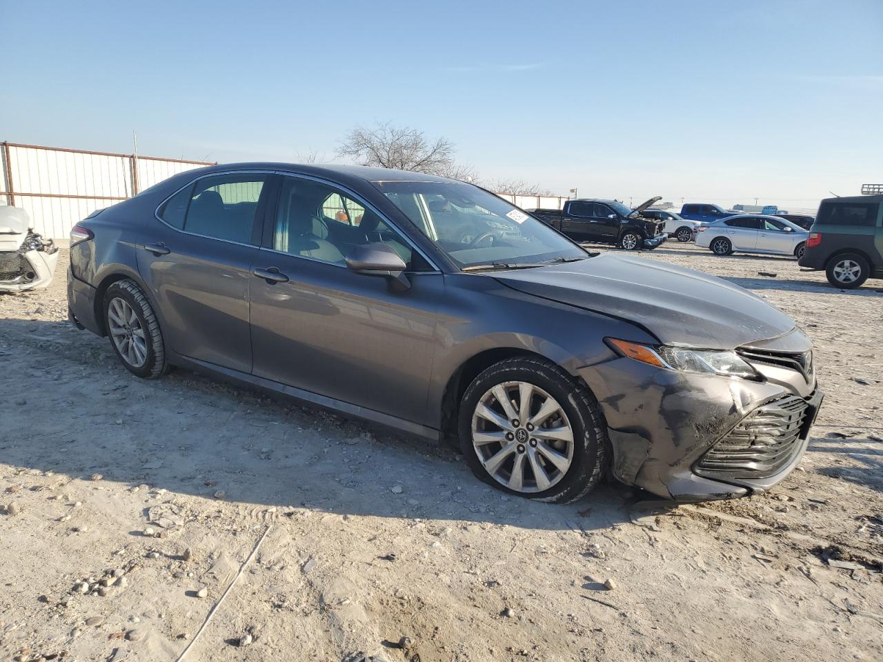 2018 Toyota Camry VIN 4T1B11HK5JU088499 Copart auction photo, front end / rear end damage thumbnail 4