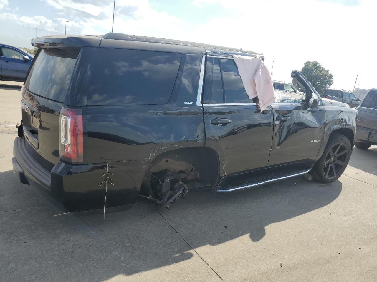 2017 GMC Yukon VIN 1GKS2BKCXHR358238 Copart auction photo, all over damage thumbnail 3