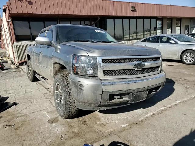 2008 Chevrolet Silverado VIN 2GCEK133581307384 Copart auction photo, all over damage thumbnail 11