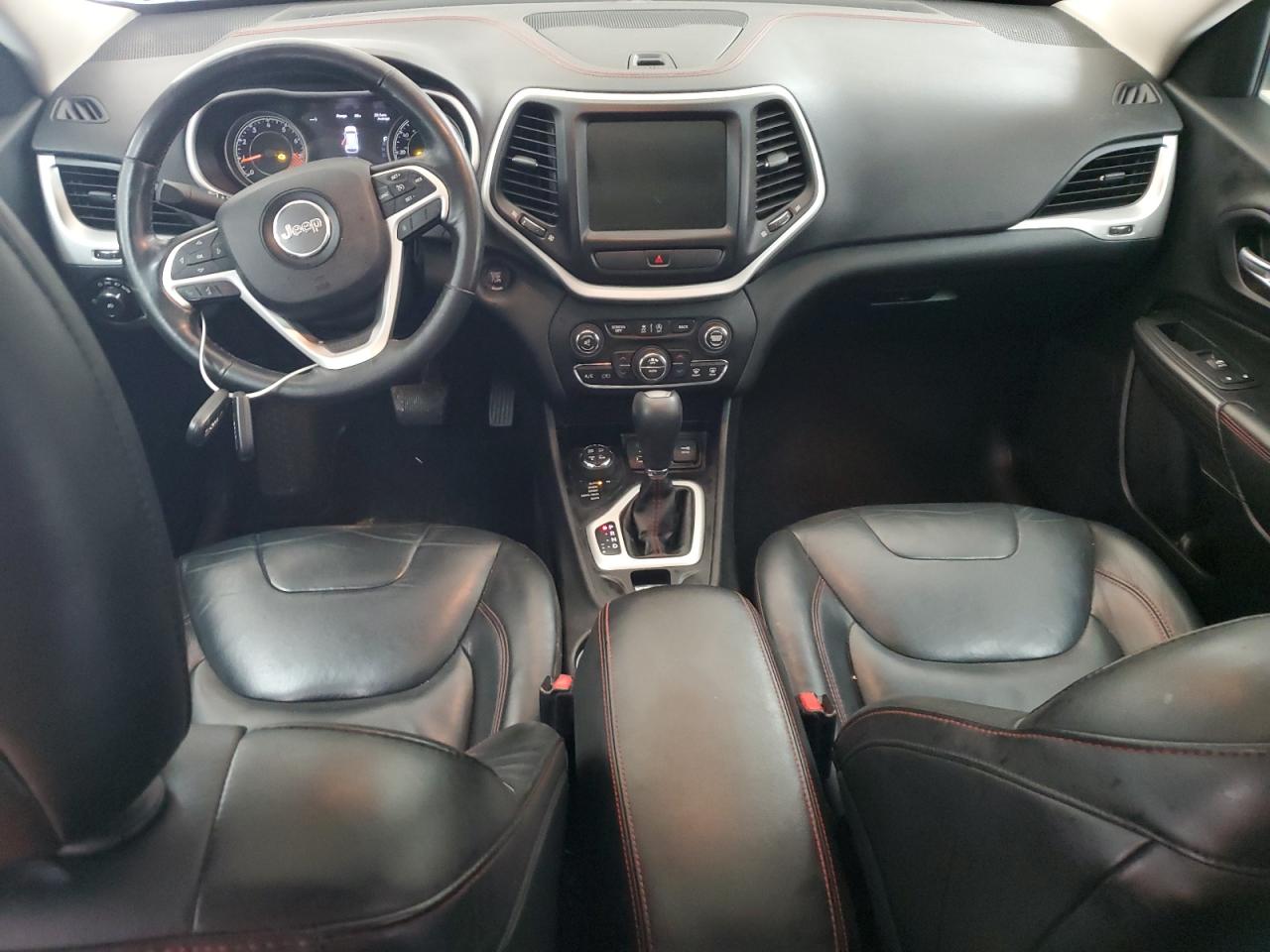 2015 Jeep Cherokee VIN 1C4PJMBS0FW780234 Copart auction photo, burn - interior / rear end damage thumbnail 8