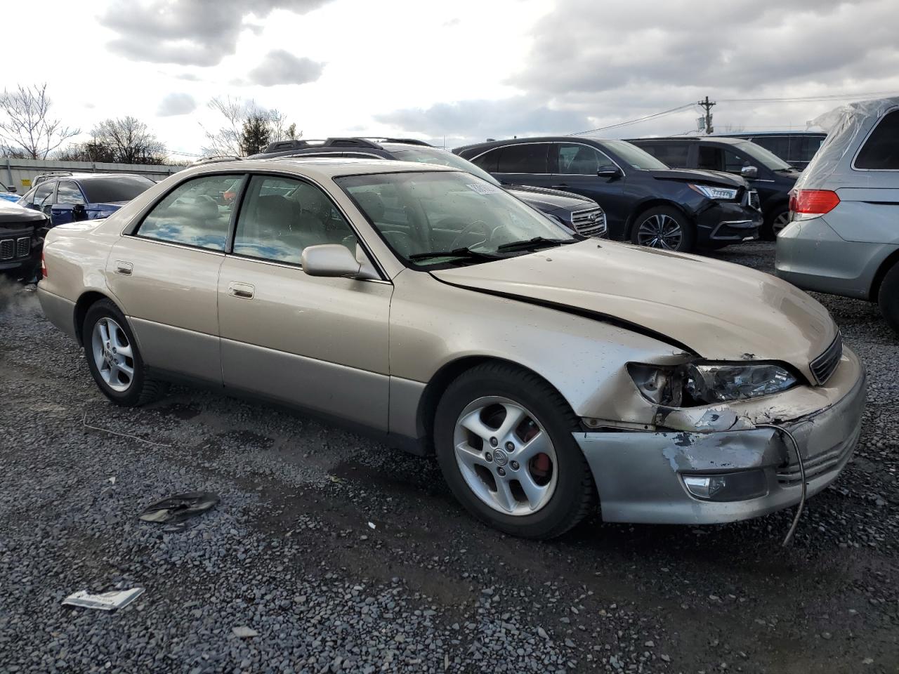 2000 Lexus ES VIN JT8BF28G3Y0280284 Copart auction photo, front end / rear end damage thumbnail 4