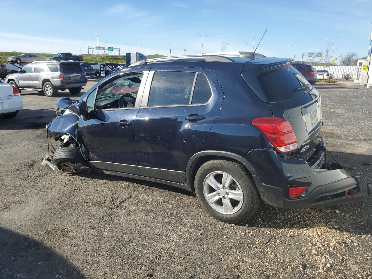 2022 Chevrolet Trax VIN KL7CJPSMXNB529502 Copart auction photo, all over damage thumbnail 2