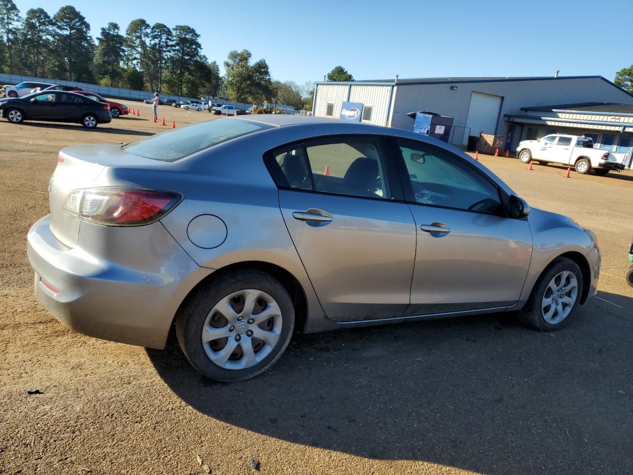 2012 Mazda 3 VIN JM1BL1UF6C1561578 Copart auction photo, vandalism / minor dent/scratches damage thumbnail 3