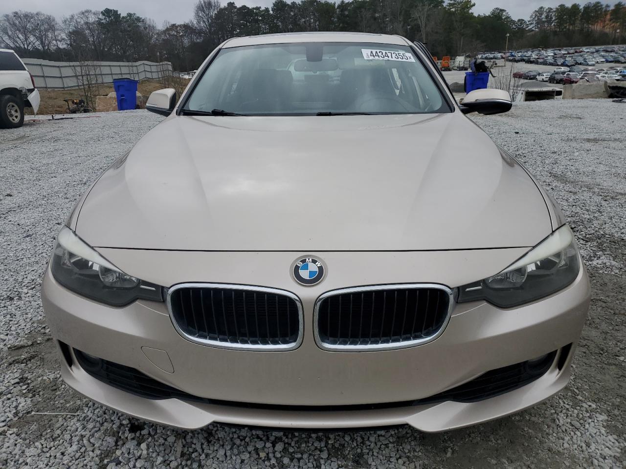2013 BMW 3er VIN WBA3A5C55DF360069 Copart auction photo, side damage thumbnail 5