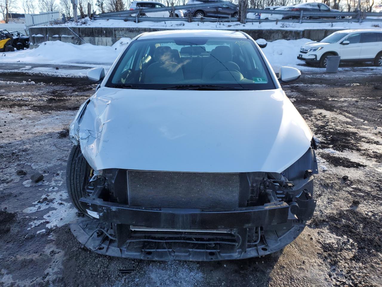 2018 Hyundai Elantra VIN 5NPD74LF6JH277213 Copart auction photo, front end / side damage thumbnail 5