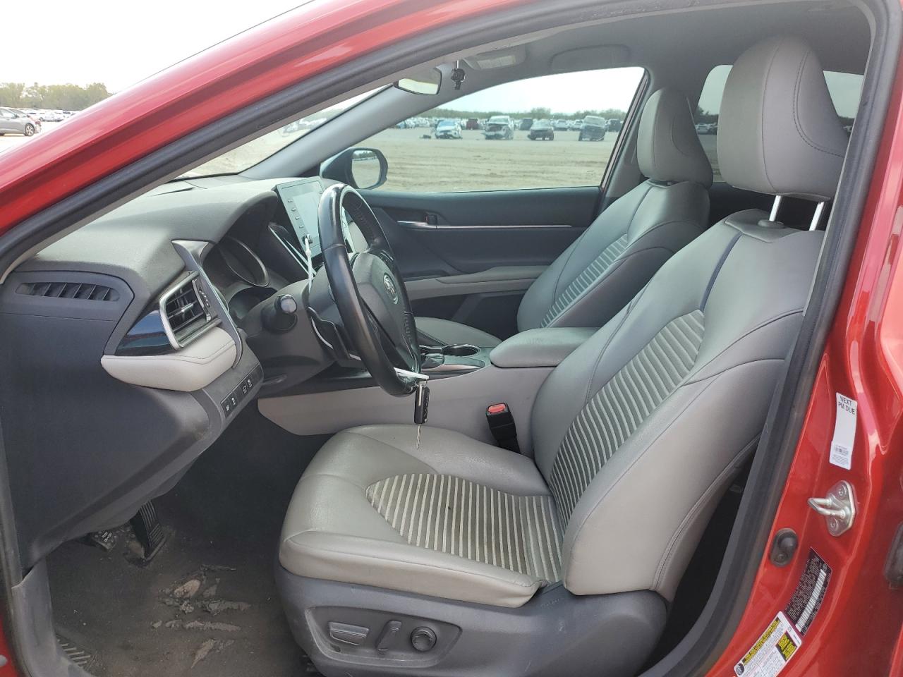 2021 Toyota Camry VIN 4T1G11AKXMU407075 Copart auction photo, front end / minor dent/scratches damage thumbnail 7