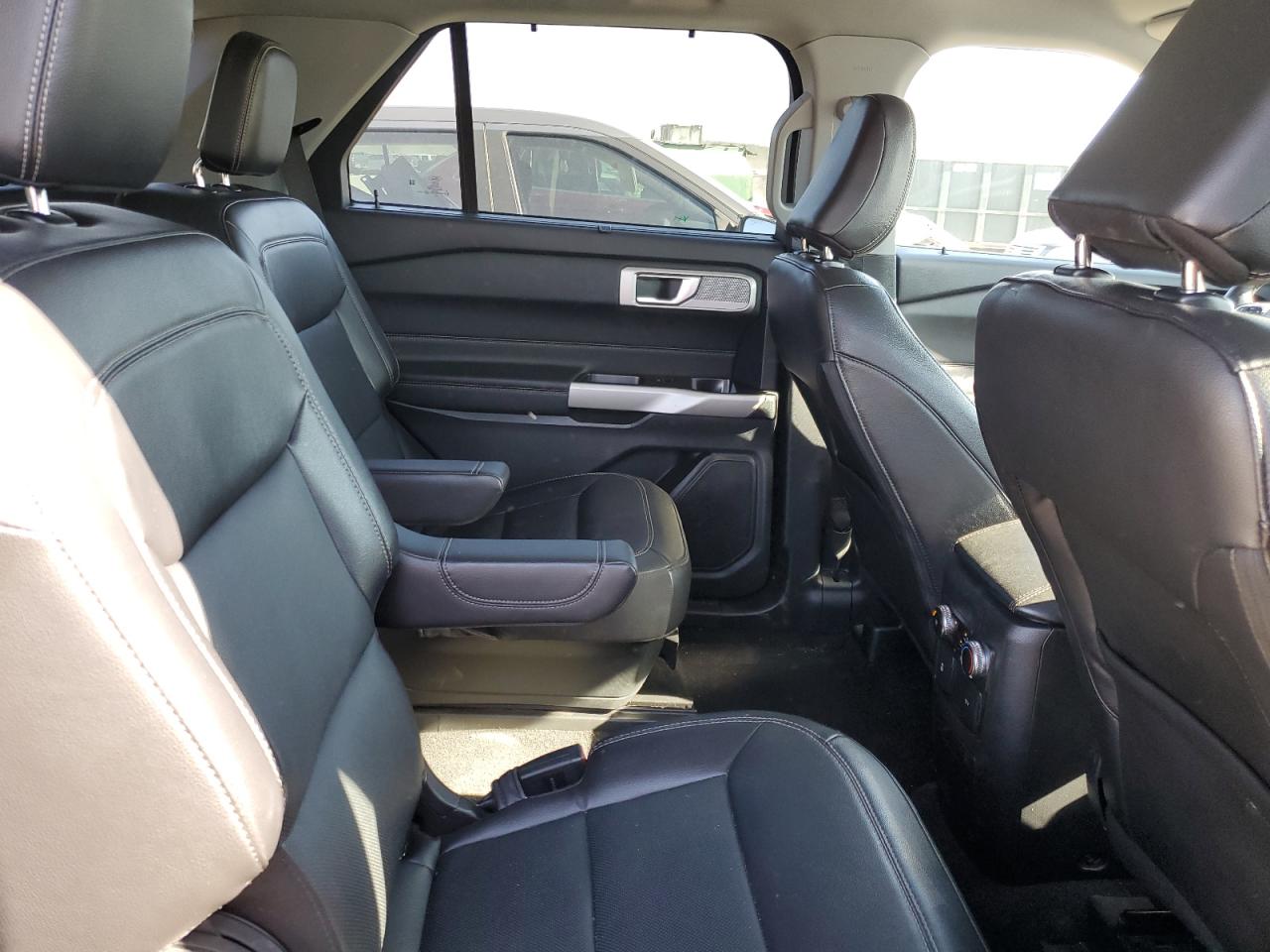2023 Ford Explorer VIN 1FMSK7FH3PGA70128 Copart auction photo, front end damage thumbnail 11