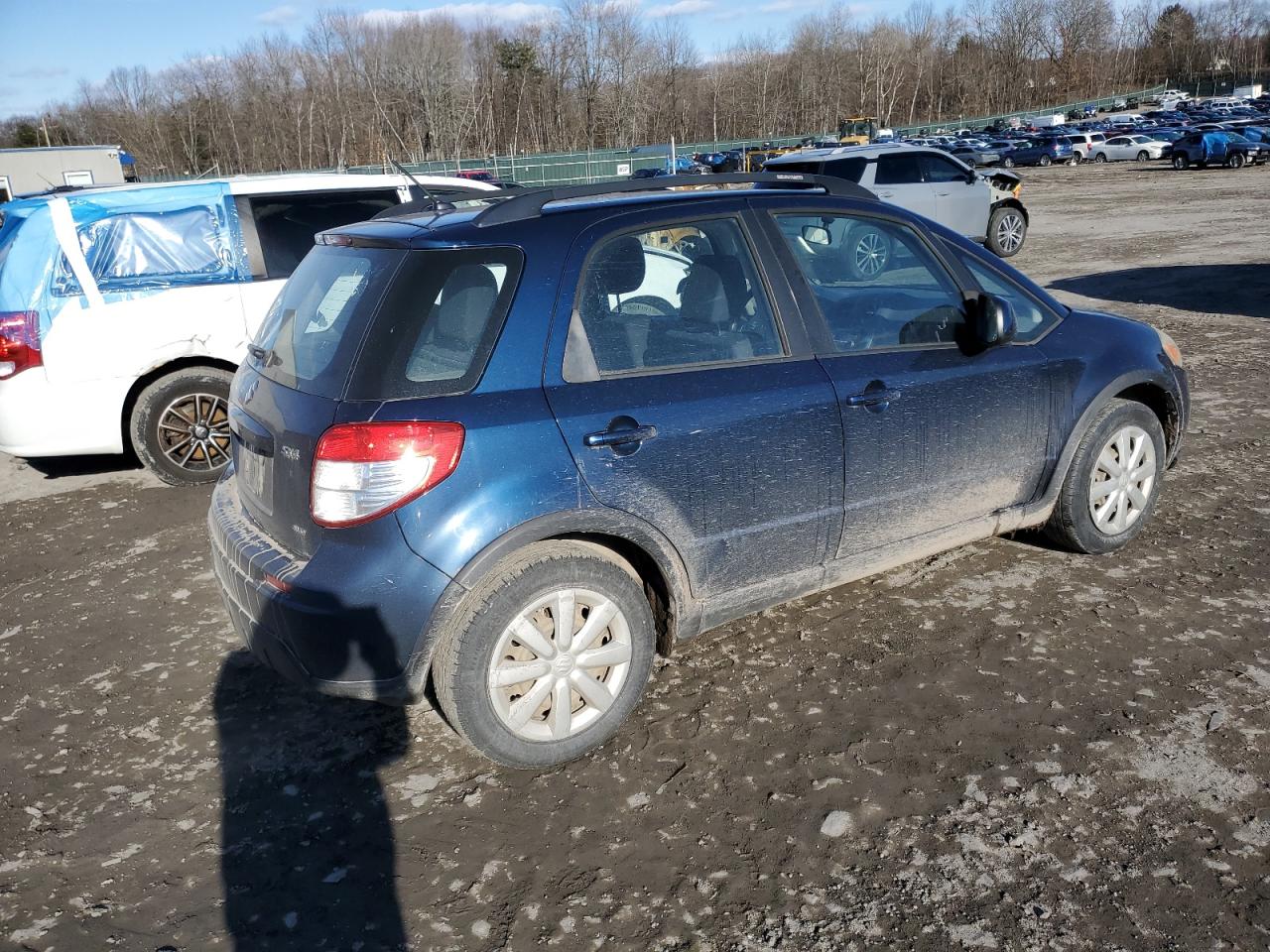 2011 Suzuki SX4 VIN JS2YB5A33B6304237 Copart auction photo, front end damage thumbnail 3