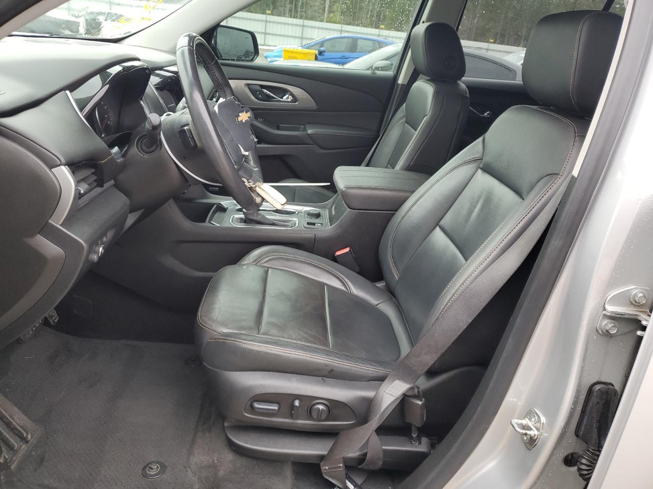 2019 Chevrolet Traverse VIN 1GNERJKW1KJ274606 Copart auction photo, front end damage thumbnail 7