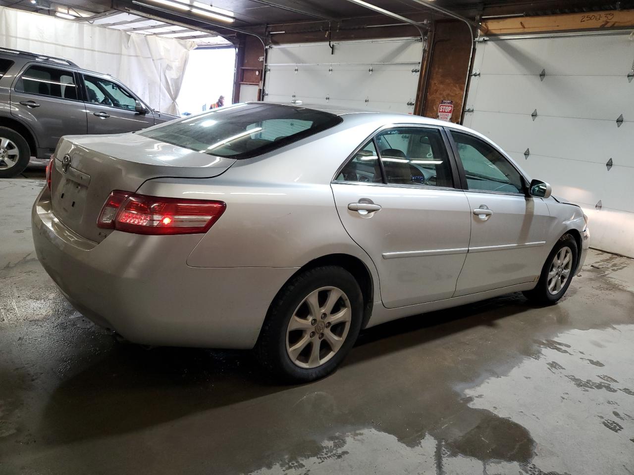 2011 Toyota Camry VIN 4T1BF3EK3BU693589 Copart auction photo, front end / side damage thumbnail 3