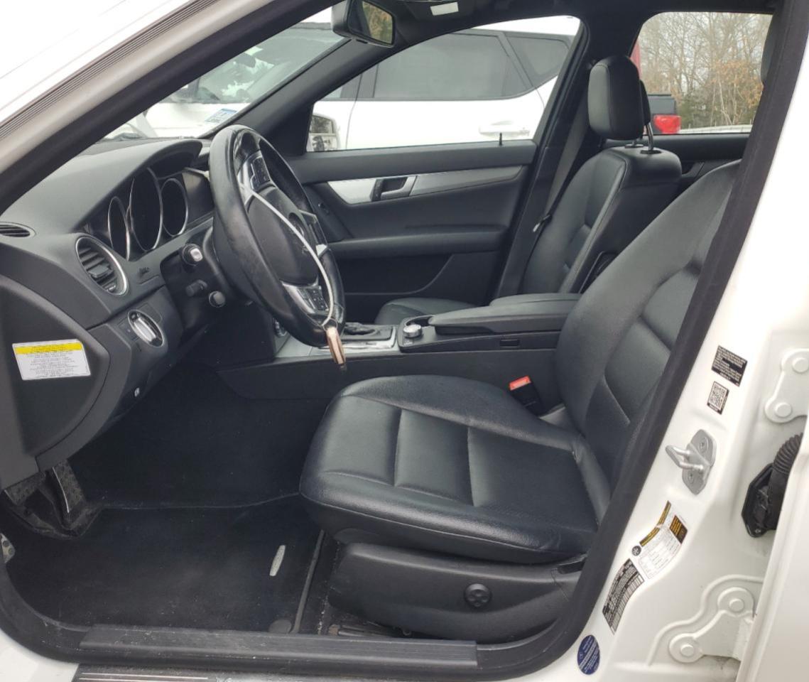 2014 Mercedes-Benz C-klasse VIN WDDGF8AB1EA930248 Copart auction photo, all over damage thumbnail 7