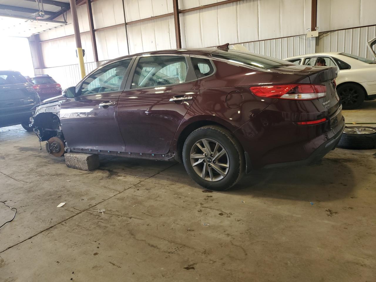 2019 KIA Optima VIN 5XXGT4L31KG327060 Copart auction photo, front end / undercarriage damage thumbnail 2