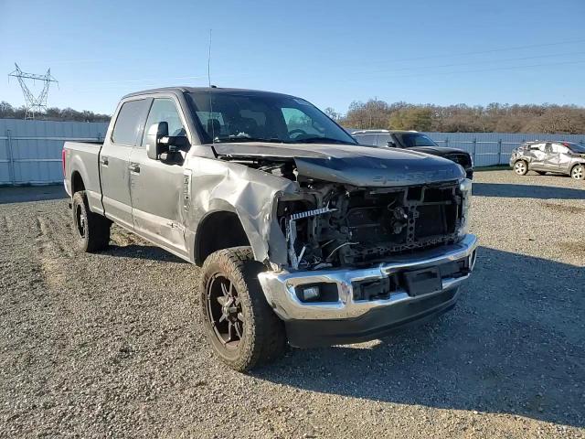 2017 Ford F250 VIN 1FT7W2BT1HEE32885 Copart auction photo, front end / side damage thumbnail 11