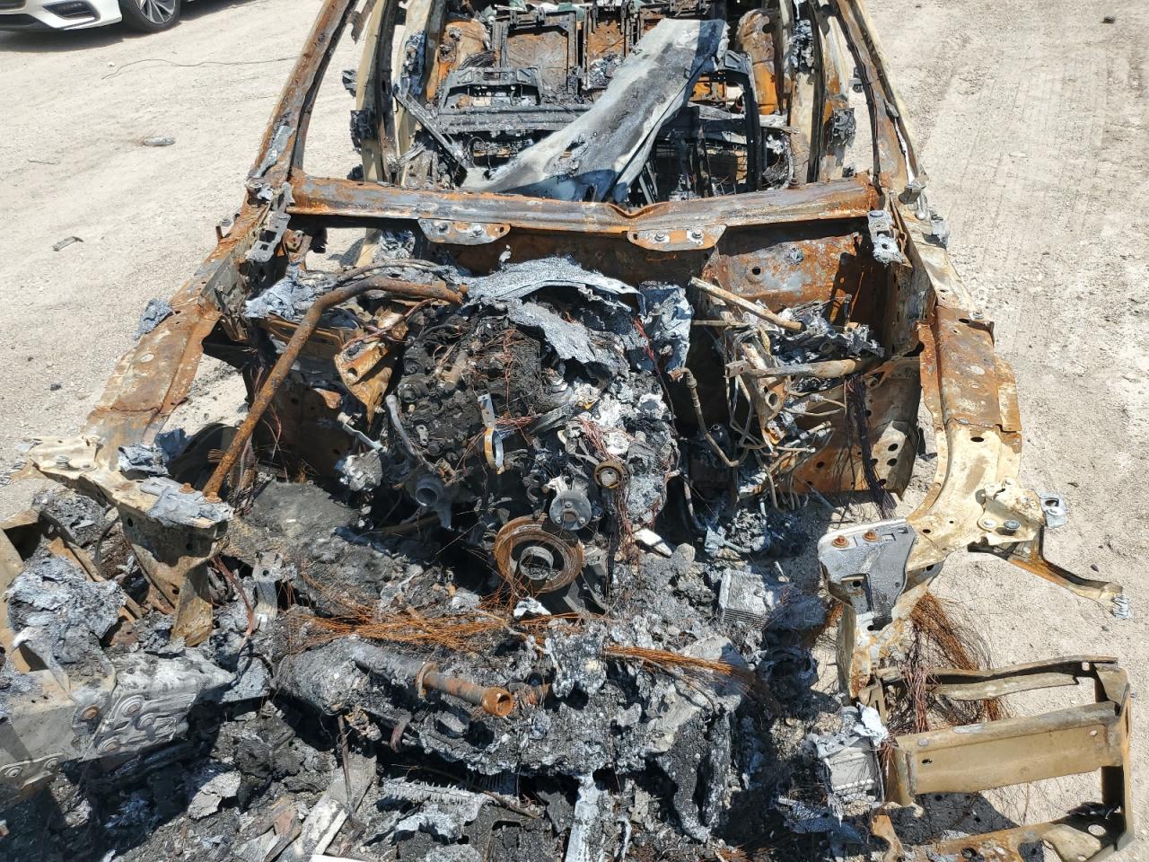2018 BMW 5er VIN WBAJA9C50JB251309 Copart auction photo, burn damage thumbnail 11