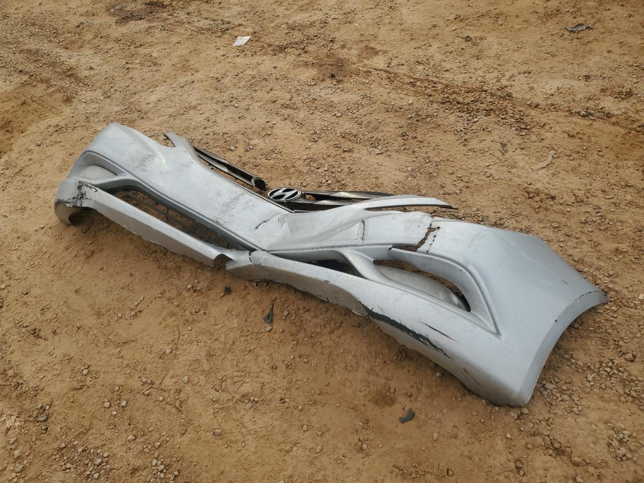 2011 Hyundai Sonata VIN 5NPEC4AC1BH004593 Copart auction photo, front end damage thumbnail 12