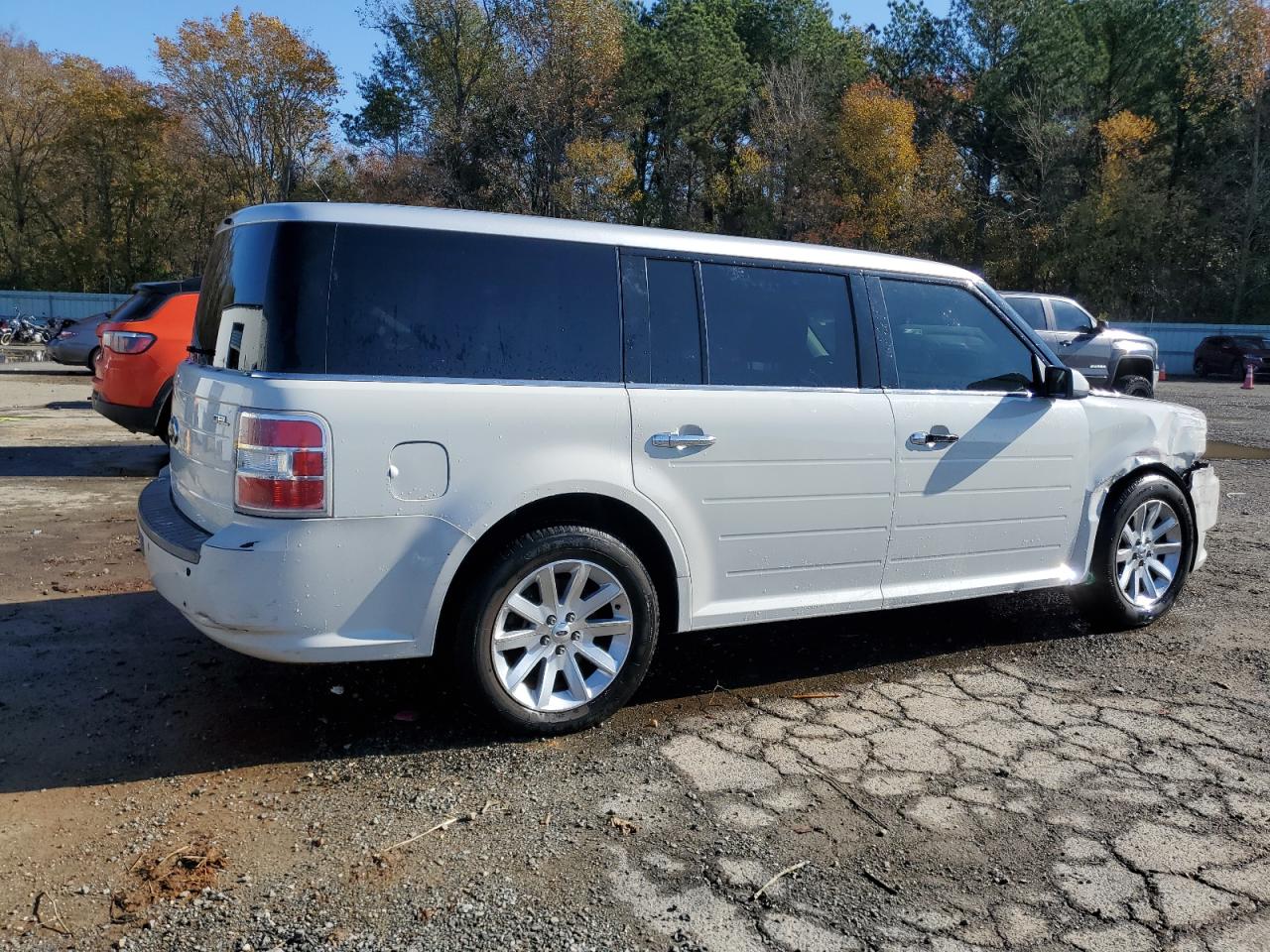 2009 Ford Flex VIN 2FMDK52C49BA15091 Copart auction photo, front end damage thumbnail 3